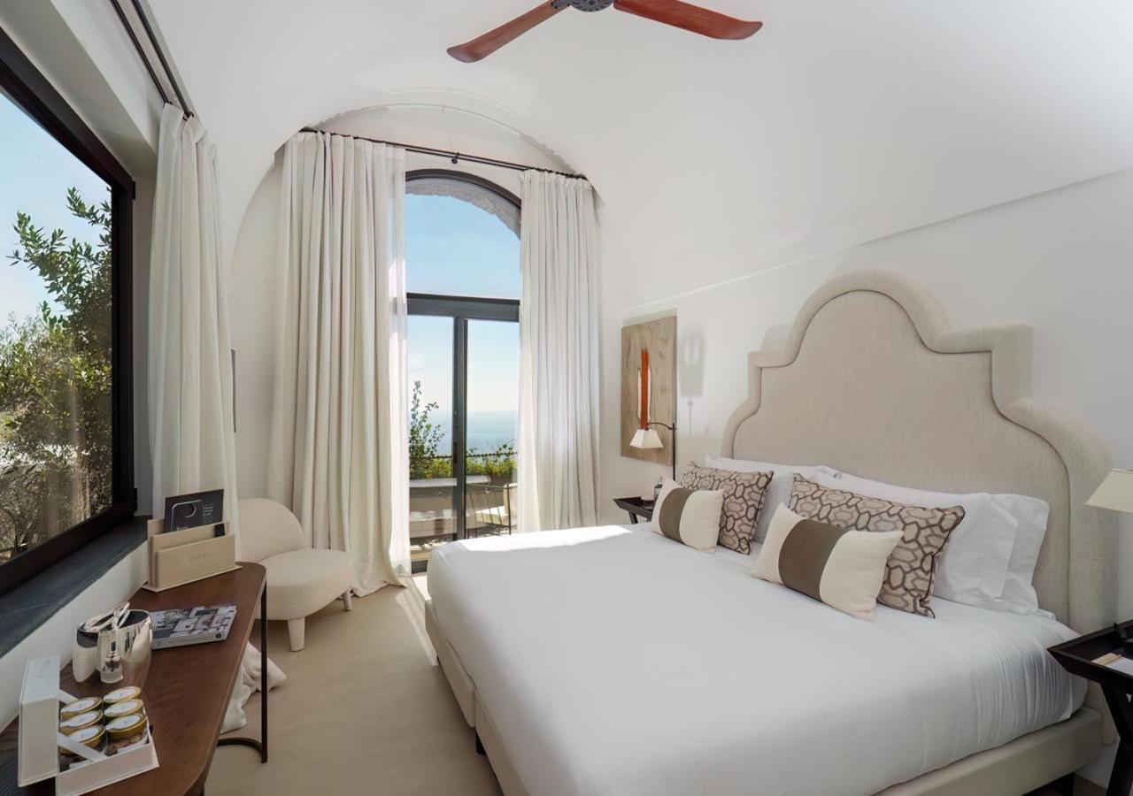 Furore Grand Hotel Luaran gambar